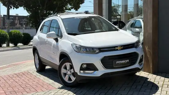 CHEVROLET-TRACKER-2019