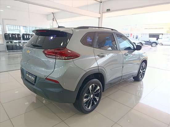 CHEVROLET-TRACKER-2024