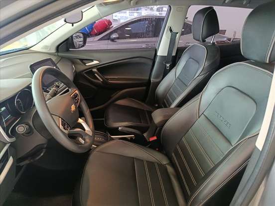CHEVROLET-TRACKER-2024