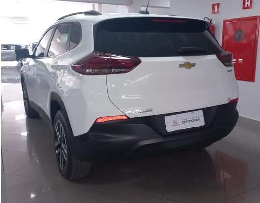 CHEVROLET-TRACKER-2023