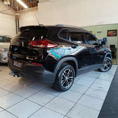 CHEVROLET-TRACKER-2020