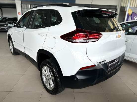 CHEVROLET-TRACKER-2022