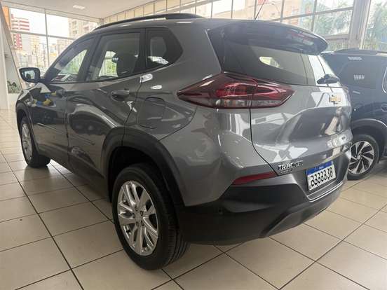 CHEVROLET-TRACKER-2022