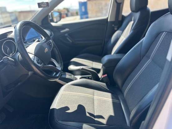 CHEVROLET-TRACKER-2020