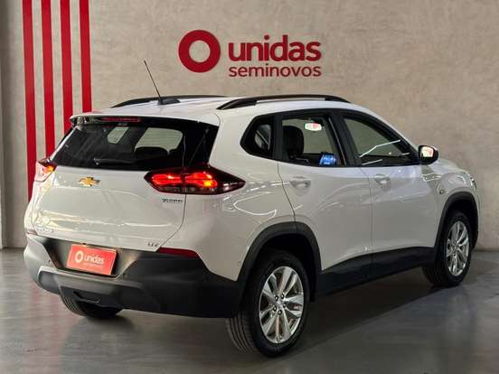 CHEVROLET-TRACKER-2025