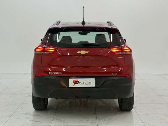 CHEVROLET-TRACKER-2024