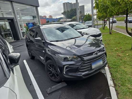 CHEVROLET-TRACKER-2023