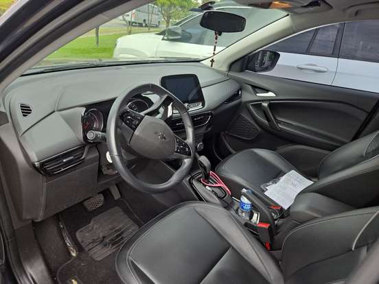 CHEVROLET-TRACKER-2023