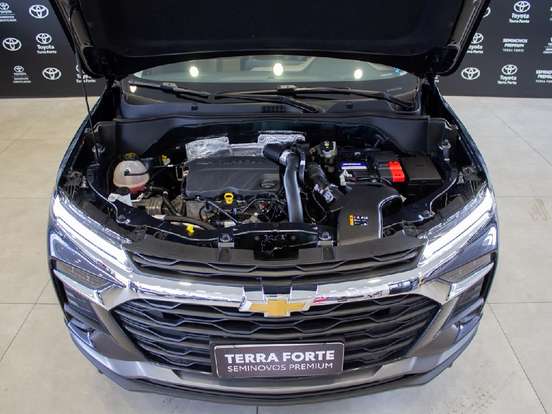 CHEVROLET-TRACKER-2025