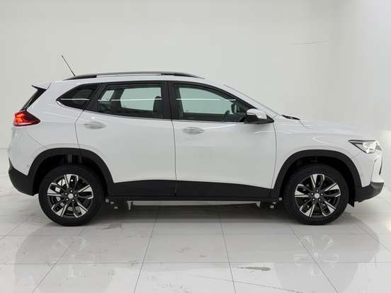 CHEVROLET-TRACKER-2022