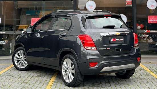 CHEVROLET-TRACKER-2017
