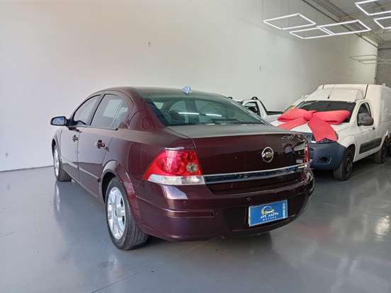 CHEVROLET-VECTRA-2.0 MPFI ELEGANCE 8V FLEX 4P MANUAL CHEVROLET-VECTRA-2005