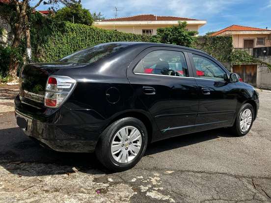 CHEVROLET-COBALT-2014