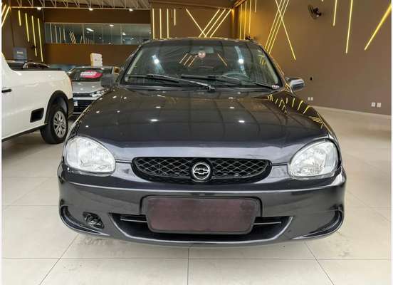 CHEVROLET-CORSA-2001