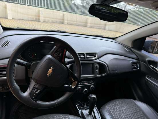 CHEVROLET-ONIX-2018