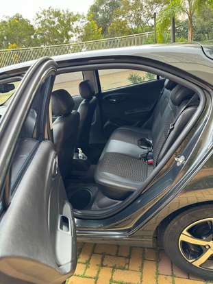 CHEVROLET-ONIX-2018