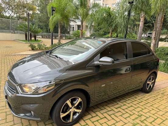 CHEVROLET-ONIX-2018