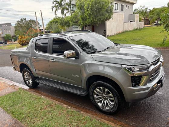 CHEVROLET S10 2.8 16V TURBO DIESEL HIGH COUNTRY CD 4X4 AUTOMÁTICO
