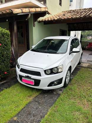 CHEVROLET-SONIC-2013