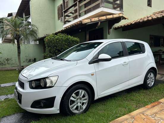CHEVROLET-SONIC-2013