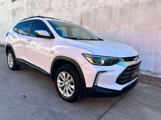 CHEVROLET-TRACKER-2022