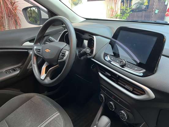 CHEVROLET-TRACKER-2023
