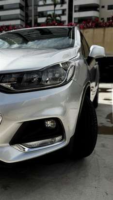 CHEVROLET-TRACKER-2017