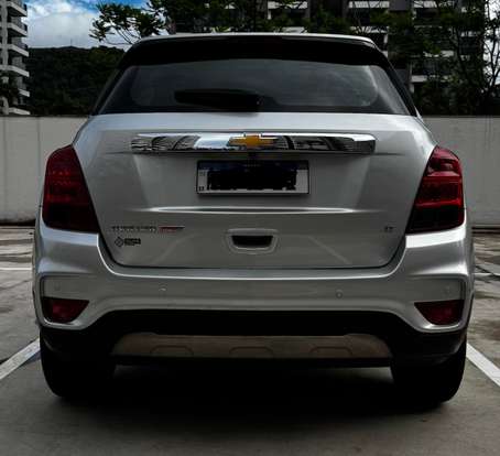 CHEVROLET-TRACKER-2017