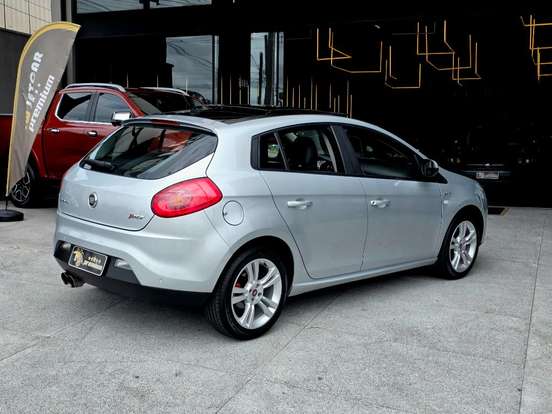 FIAT-BRAVO-2012