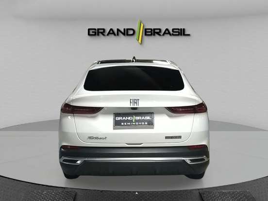 FIAT-FASTBACK-2023