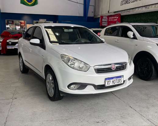 FIAT-GRAND SIENA-1.6 MPI ESSENCE 16V FLEX 4P AUTOMATIZADO FIAT-GRAND SIENA-2013