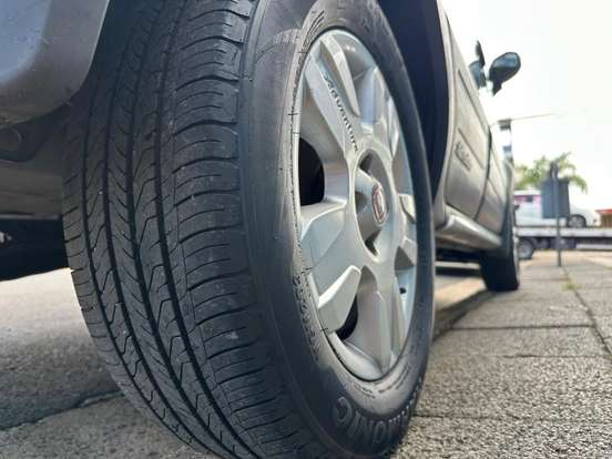 FIAT-IDEA-1.8 MPI ADVENTURE 8V FLEX 4P MANUAL FIAT-IDEA-2009