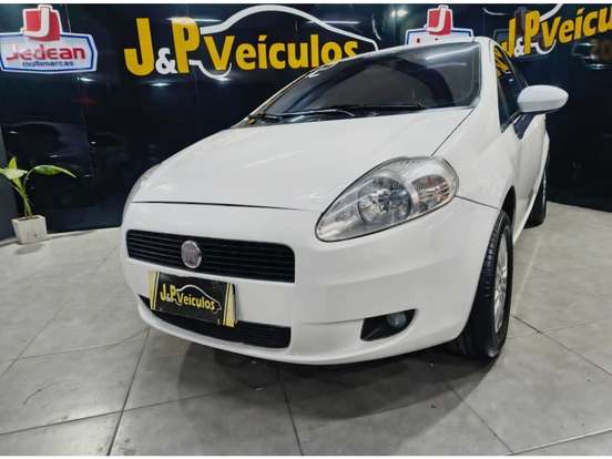FIAT-PUNTO-2011