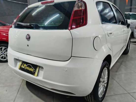 FIAT-PUNTO-1.4 ATTRACTIVE 8V FLEX 4P MANUAL FIAT-PUNTO-2011