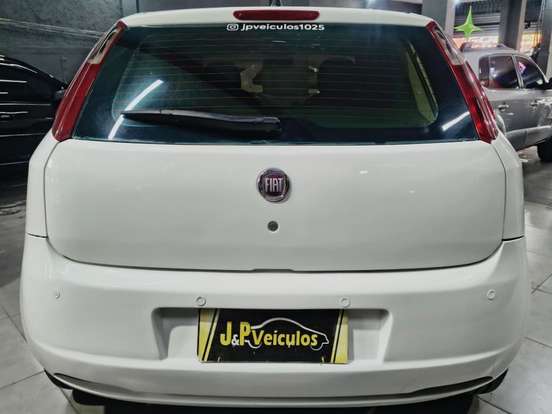 FIAT-PUNTO-2011