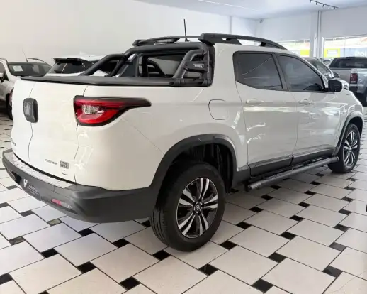 FIAT-TORO-2024