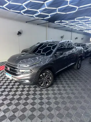 FIAT TORO 2.0 16V TURBO DIESEL VOLCANO 4WD AT9