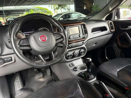 FIAT-TORO-2017