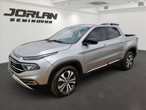 FIAT TORO 2.0 16V TURBO DIESEL VOLCANO 4WD AT9
