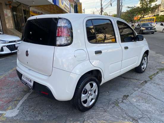 FIAT-UNO-2020