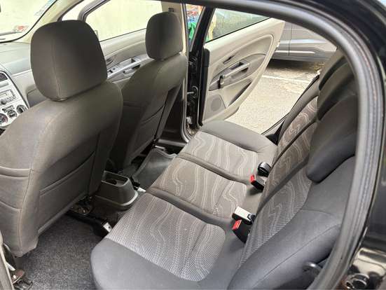 FIAT-PUNTO-1.4 ATTRACTIVE 8V FLEX 4P MANUAL FIAT-PUNTO-2012