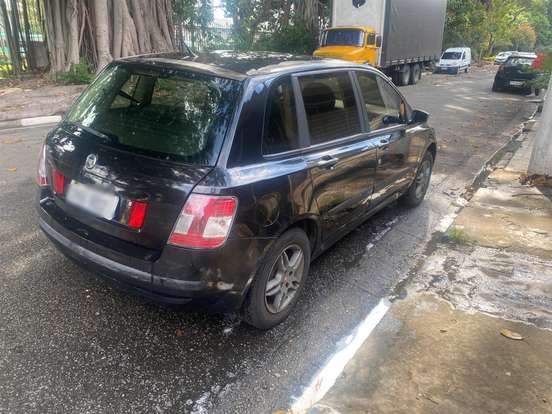 FIAT-STILO-1.8 MPI 8V GASOLINA 4P MANUAL FIAT-STILO-2005