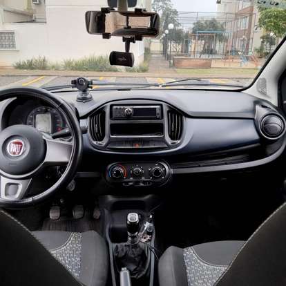 FIAT-UNO-2021
