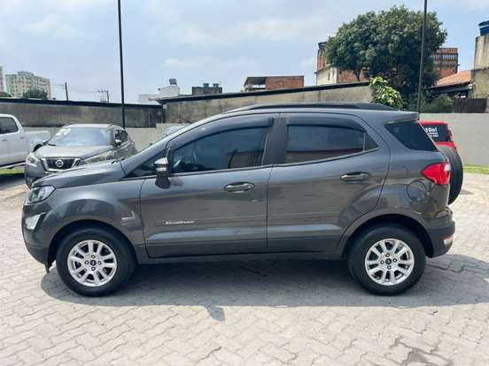 FORD-ECOSPORT-2020