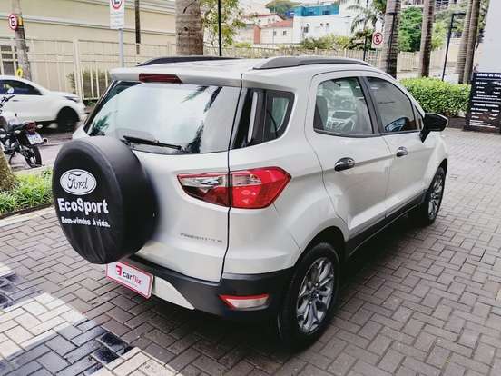 FORD-ECOSPORT-2012