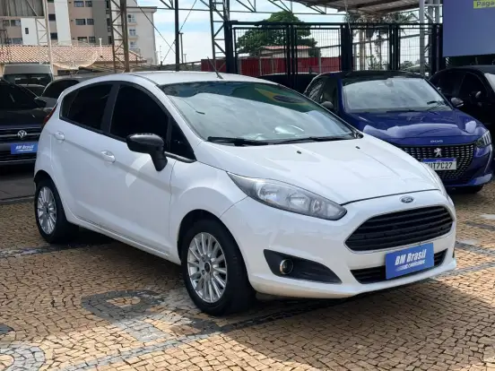 FORD-FIESTA-2015