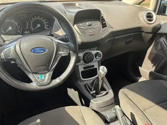 FORD-FIESTA-1.5 SE HATCH 16V FLEX 4P MANUAL FORD-FIESTA-2014