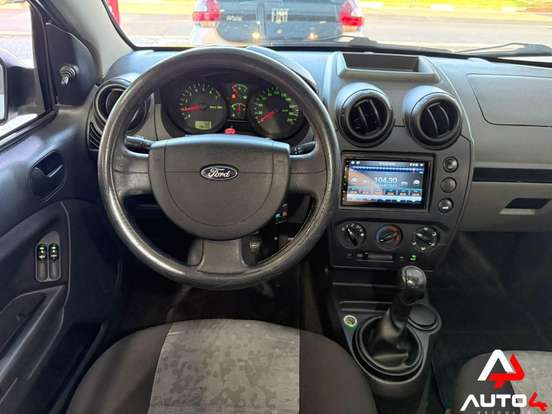 FORD-FIESTA-1.0 MPI SEDAN 8V FLEX 4P MANUAL FORD-FIESTA-2009