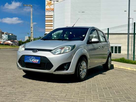 FORD-FIESTA-2013