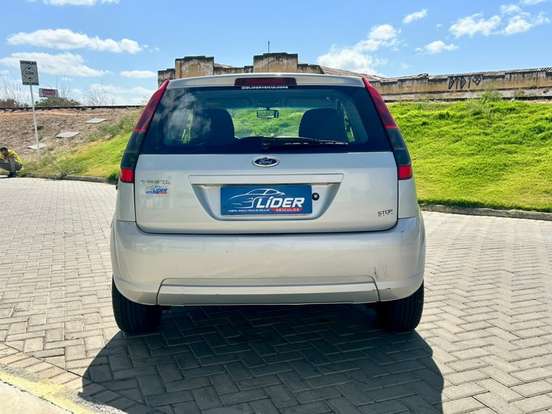 FORD-FIESTA-2013